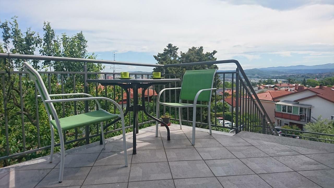 Apartment Vladka Копер Екстериор снимка